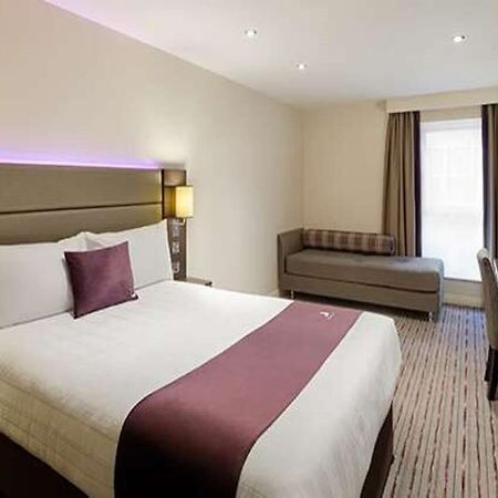 Premier Inn Ipswich North Exterior foto
